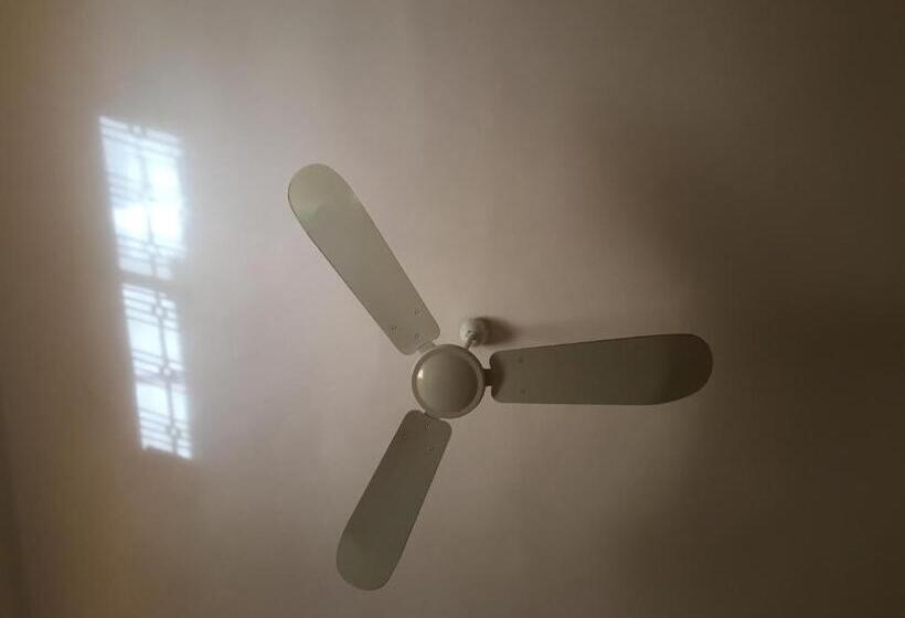 پانسیون Ta Eng Guesthouse