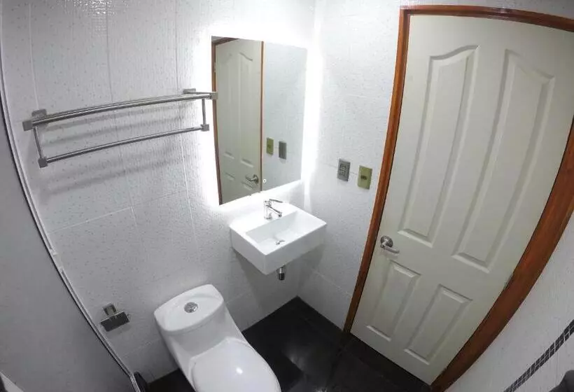 پانسیون Voy Hostales   Poniente