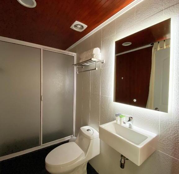 Pension Voy Hostales Poniente