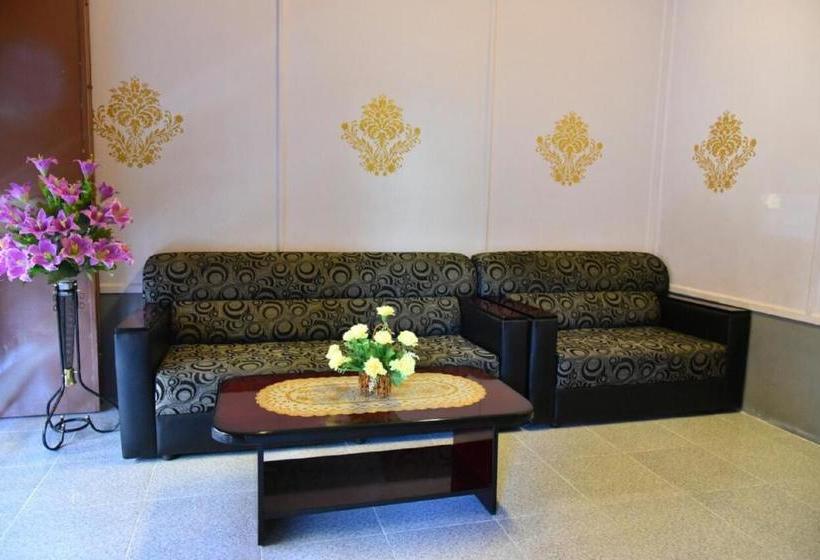 Majatalo Whitepearl Guest House