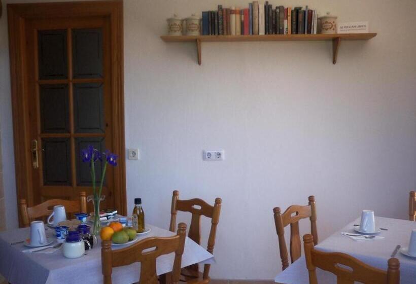 هاستل Fuente El Hayedo