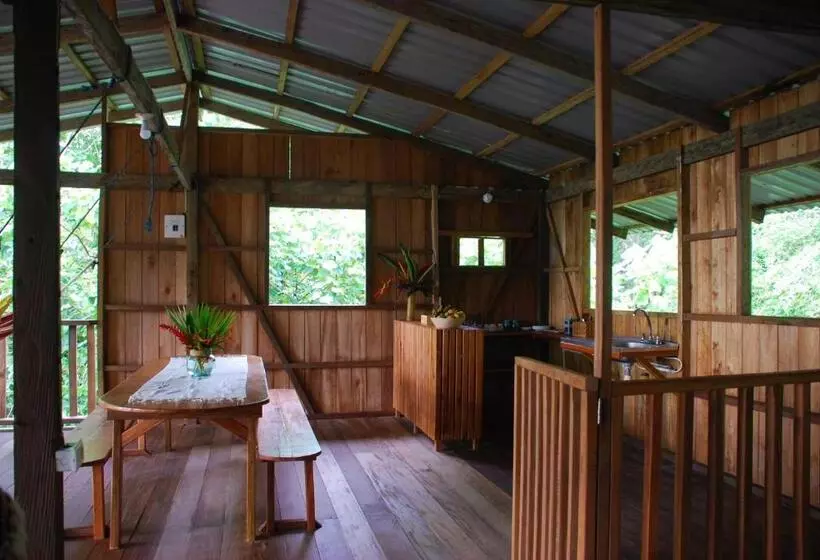 ホテル Paraiso Escondido