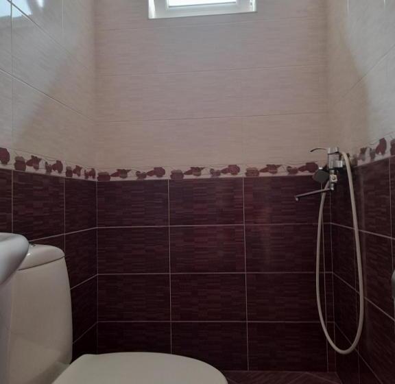 پانسیون Kera Guest House