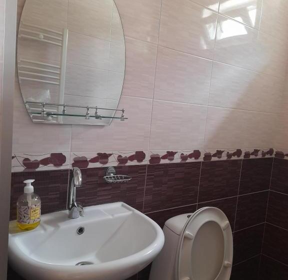 پانسیون Kera Guest House