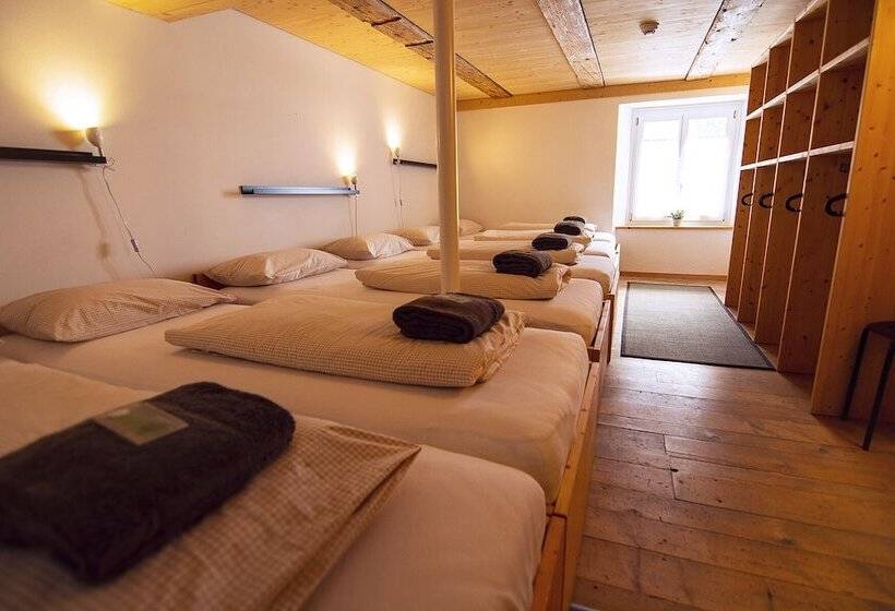 펜션 Sust Lodge Am Gotthard