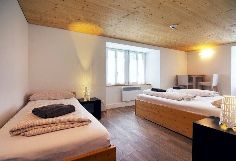 펜션 Sust Lodge Am Gotthard