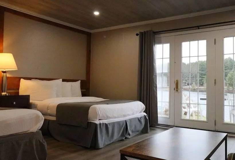 Retkeilymaja Algonquin Lakeside Inn