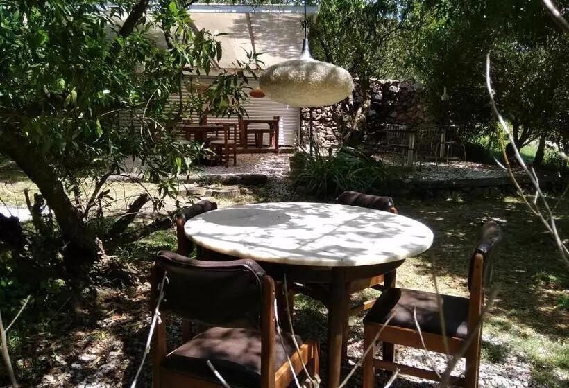 Retkeilymaja Posada Irsis