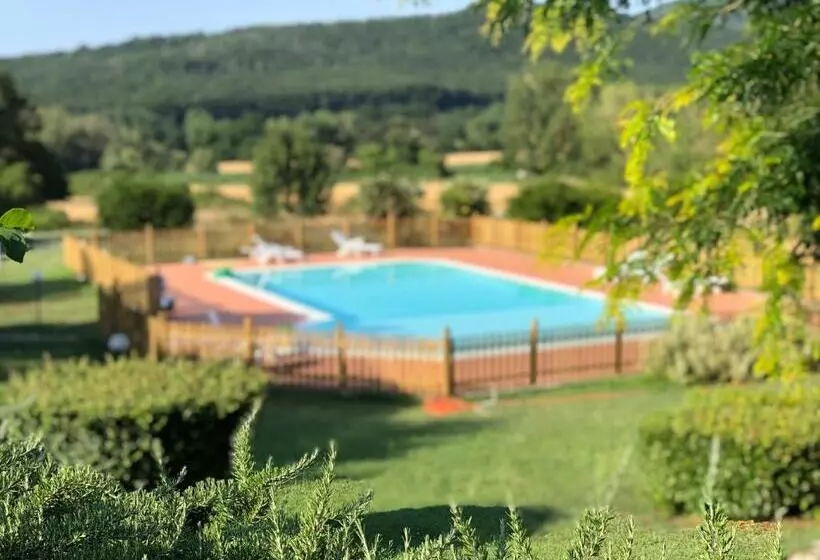 ホテル Agriturismo Santa Lorica