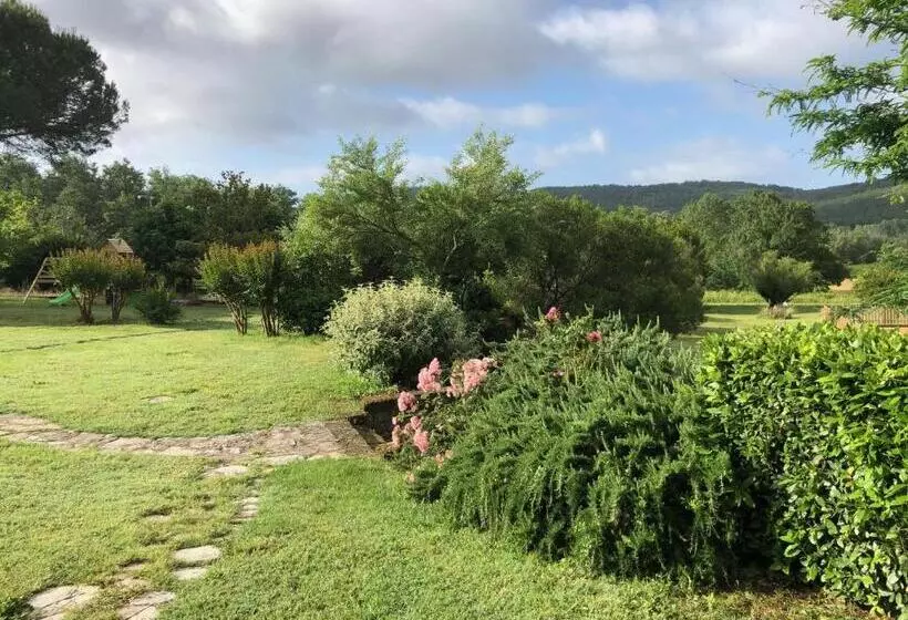 ホテル Agriturismo Santa Lorica