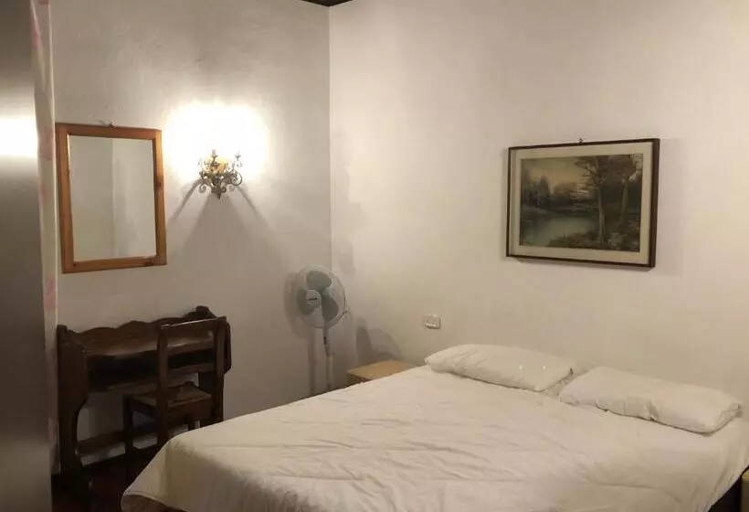 ホテル Agriturismo Santa Lorica