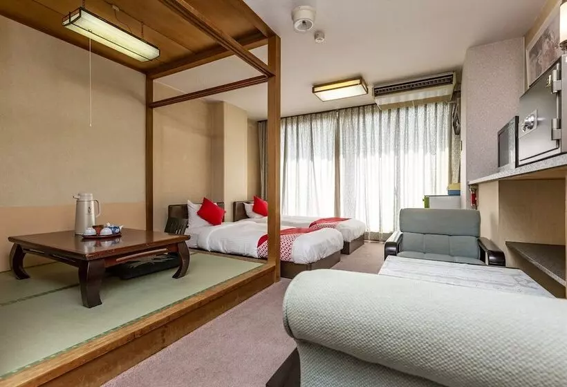 Hotelli Tsuruga Tunnel Onsen Kitaguni Grand