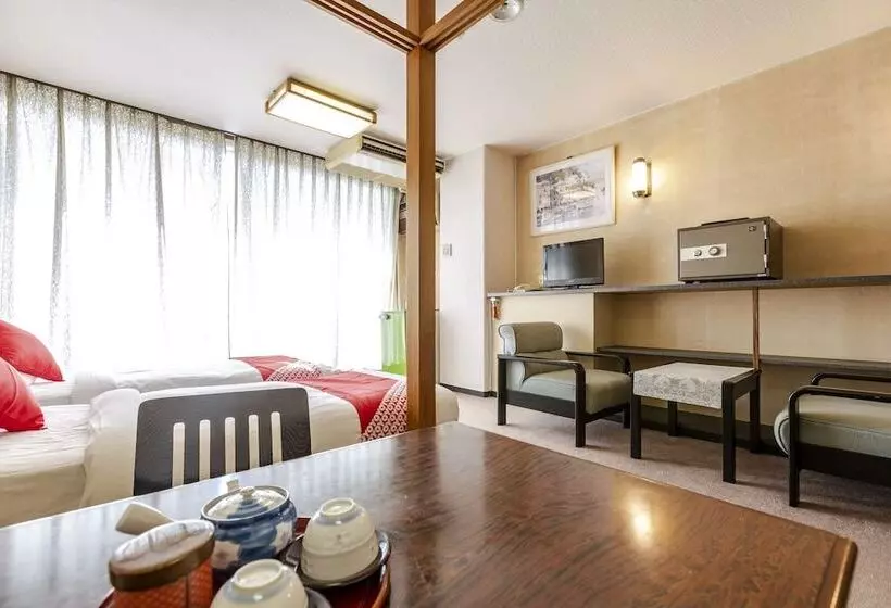 Hotelli Tsuruga Tunnel Onsen Kitaguni Grand