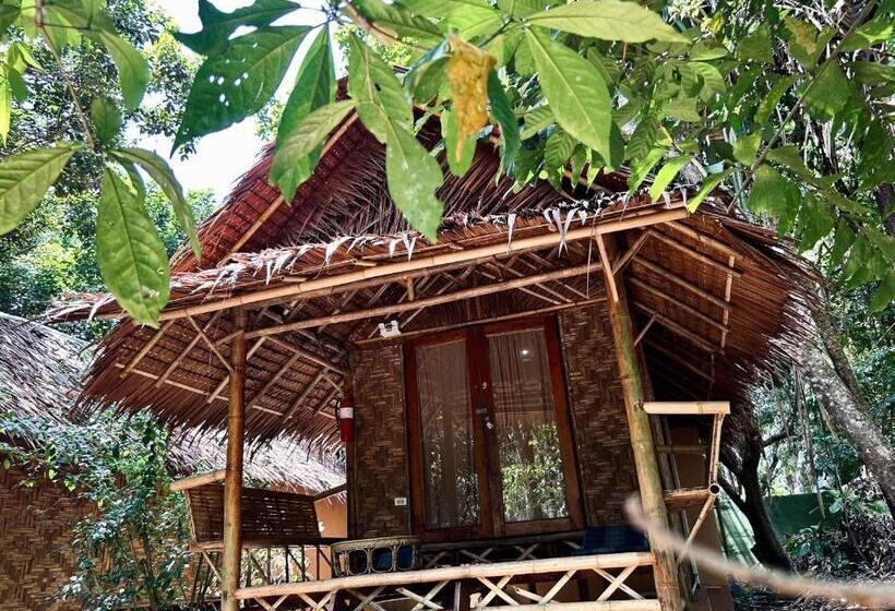 Khao Sok Paradise Resort