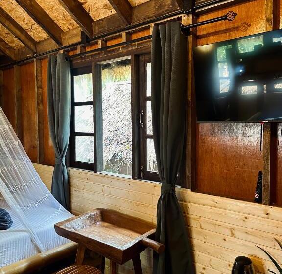 Khao Sok Paradise Resort