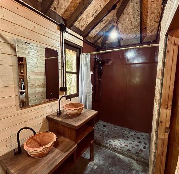 Khao Sok Paradise Resort