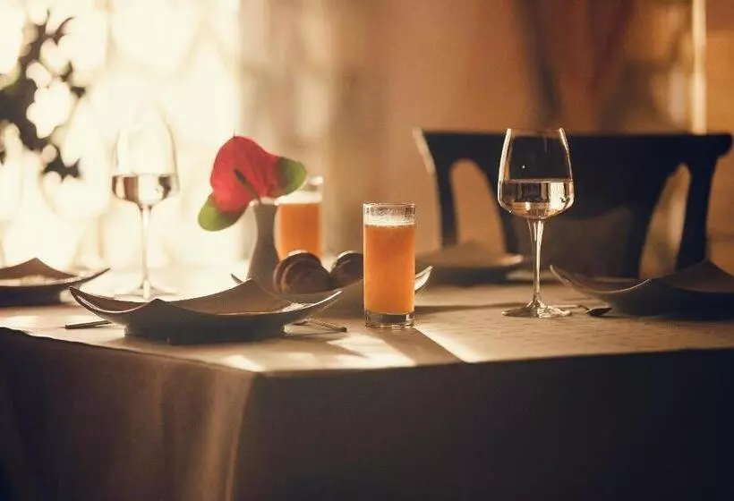 Majatalo Denisa Boutique