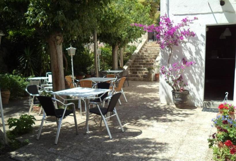 ペンション Hostal Cruz