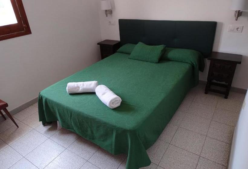 ペンション Hostal Cruz