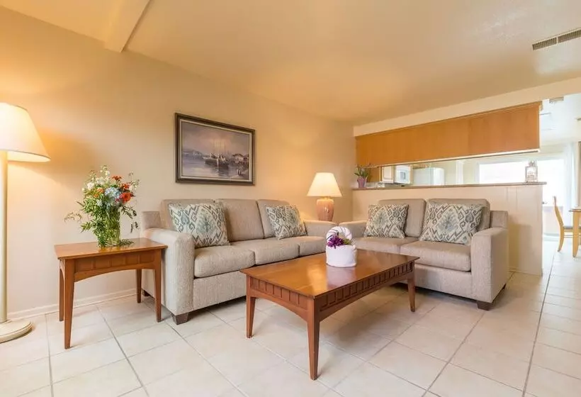 Channel Island Shores