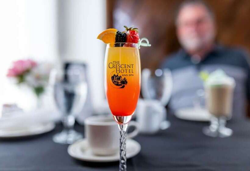 1886 Crescent Hotel And Spa