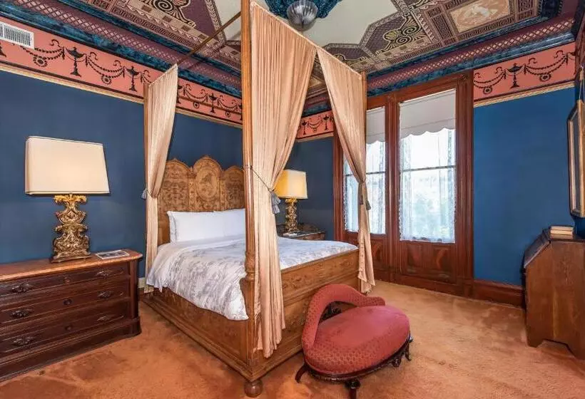 酒店 Chateau Tivoli Bed And Breakfast