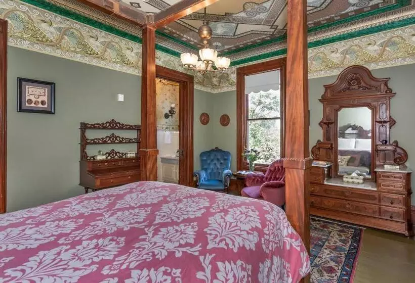 酒店 Chateau Tivoli Bed And Breakfast