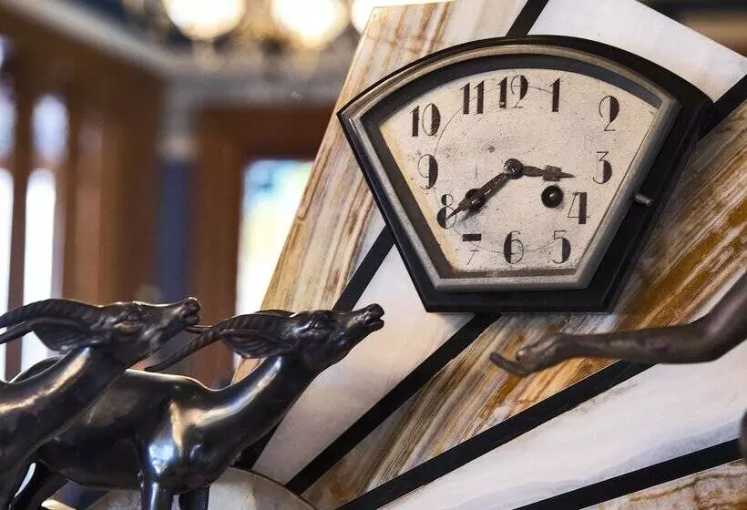 酒店 Chateau Tivoli Bed And Breakfast