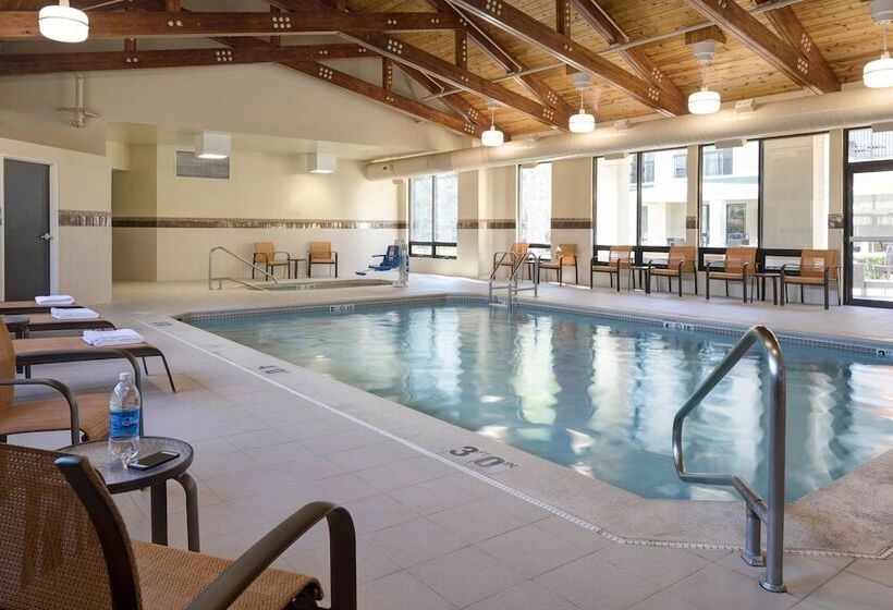 בית מלון כפרי Courtyard By Marriott Anchorage Airport