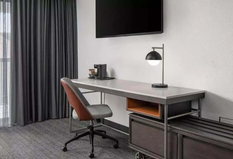 בית מלון כפרי Courtyard Jacksonville Butler Boulevard