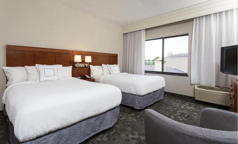 فندق Courtyard Rochester Brighton