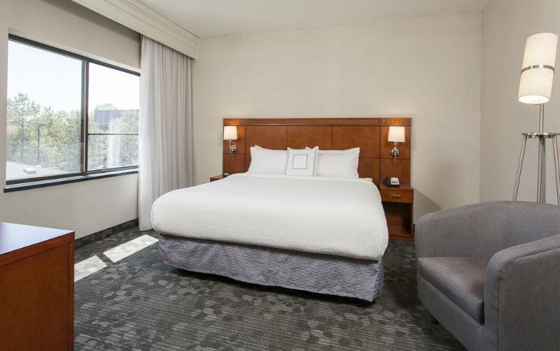 فندق Courtyard Rochester Brighton