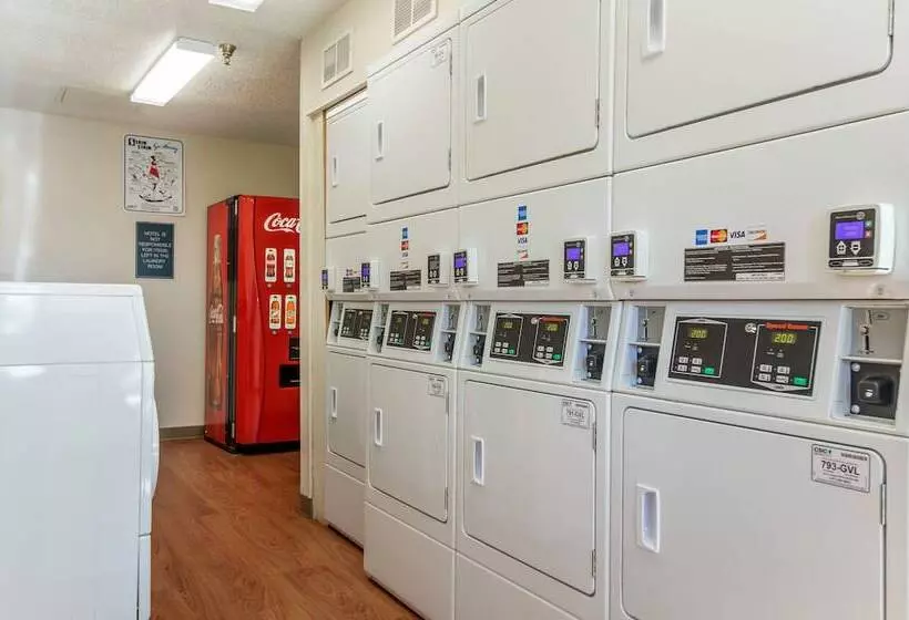 酒店 Hometowne Studios By Red Roof Houston   Northwest