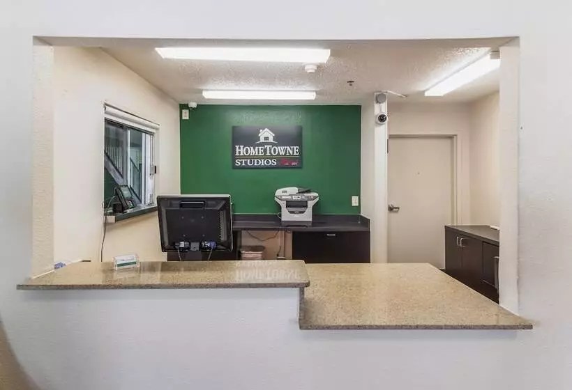 酒店 Hometowne Studios By Red Roof Houston   Northwest