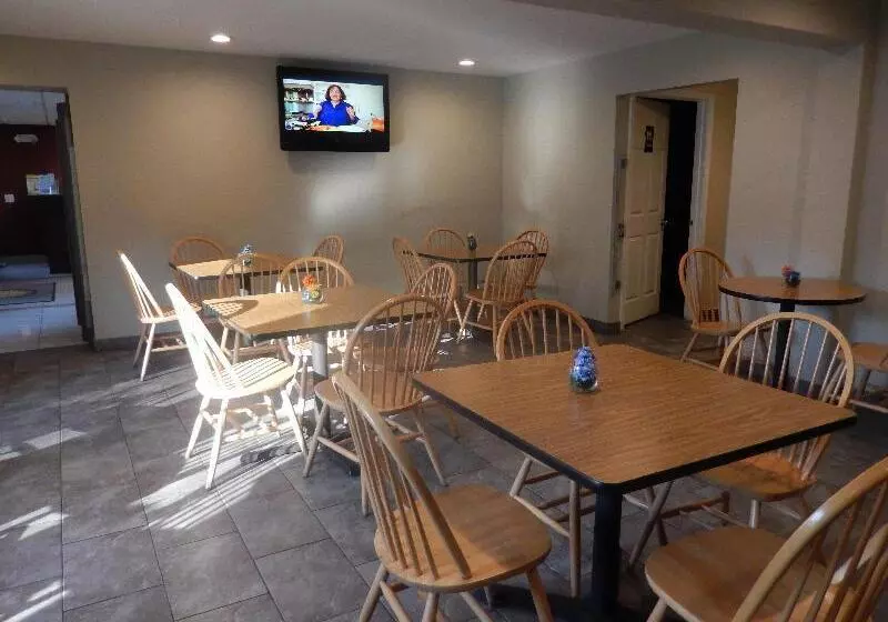 호텔 Red Roof Inn Harrisonburg University Area