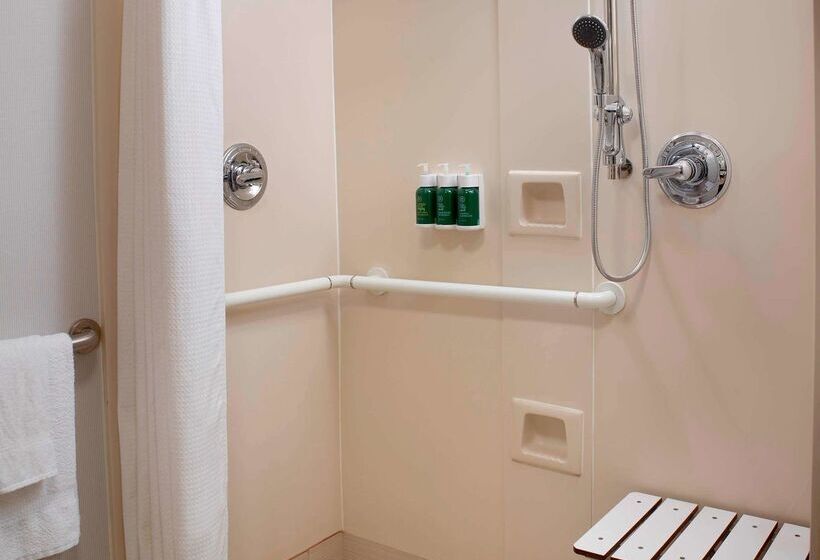 Hotel Sonesta Select Newport Middletown