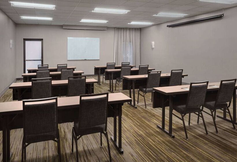 Hotel Sonesta Select Newport Middletown