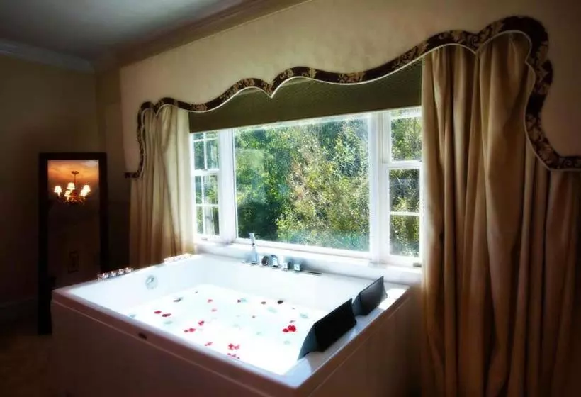 리조트 Christopher Place