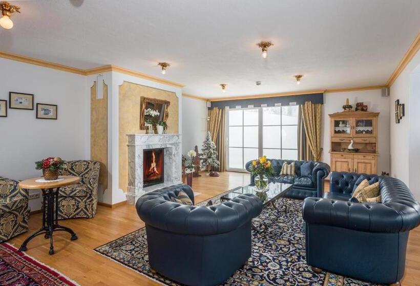 Almschlössl & Schrotteralm