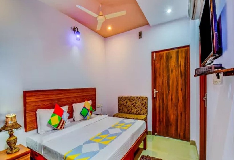 هتل Airport Sky Inn