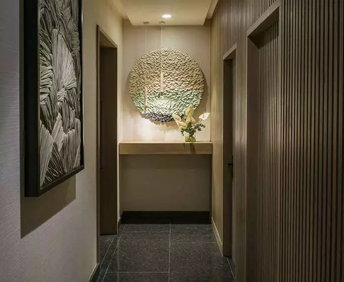 هتل Canopy By Hilton Cancun La Isla