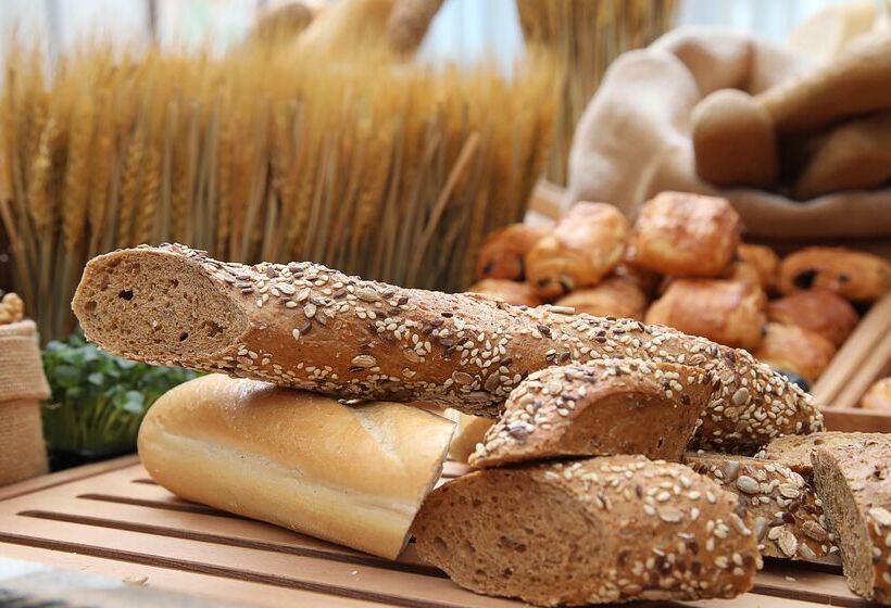 酒店 Grand Cosmopolitan