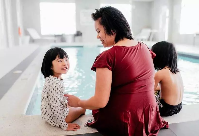 Hotelli Holiday Inn Express   Sarnia   Point Edward, An Ihg