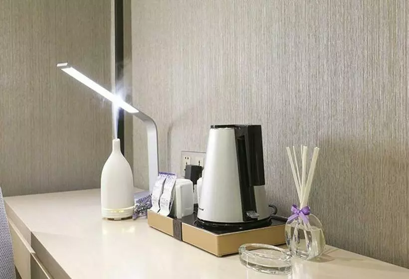 Lavande Hotel Beijing Guanganmen Daguan Garden