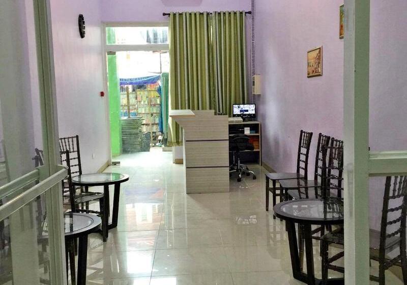 Meaco Royal Hotel   Lipa