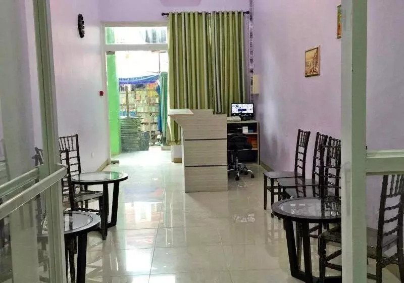 Meaco Royal Hotel   Lipa