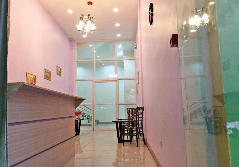 Meaco Royal Hotel   Lipa