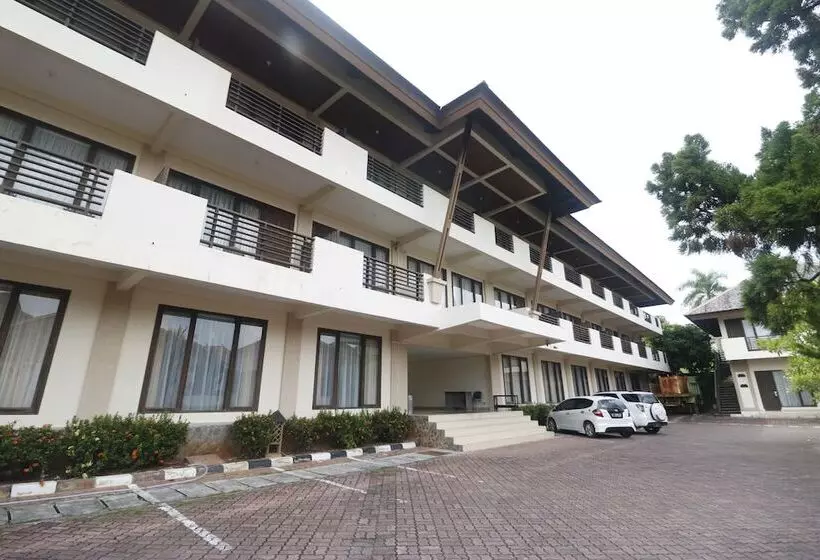 Hotelli Reddoorz Premium @ Bukit Damai Indah