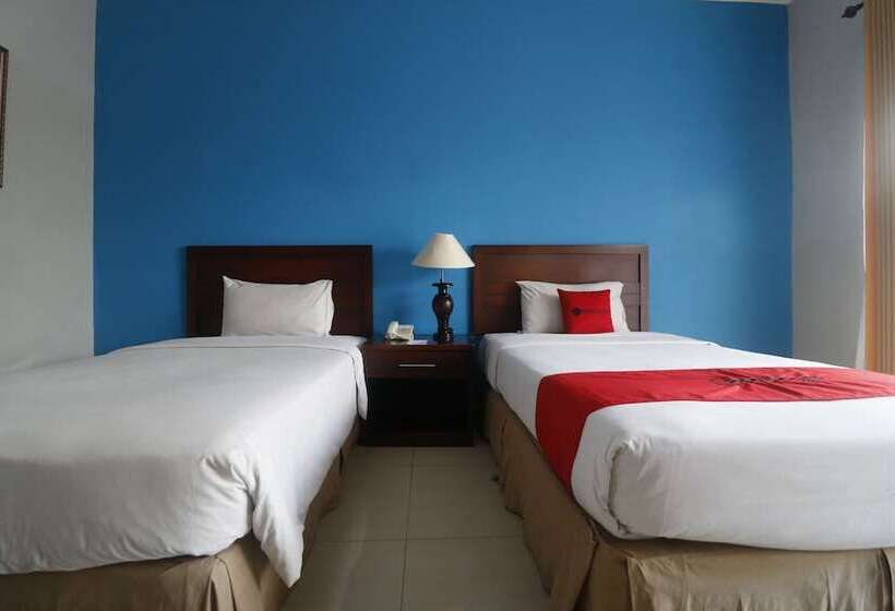 فندق Reddoorz Premium @ Bukit Damai Indah