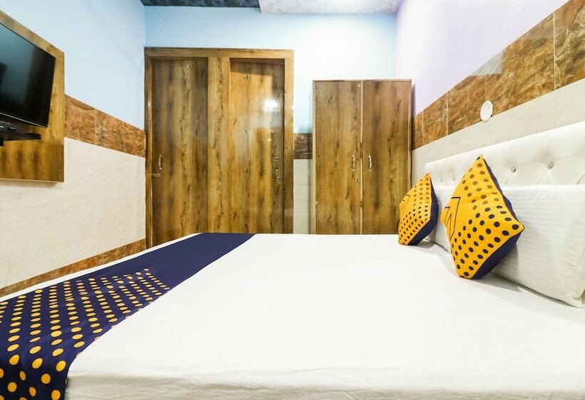 Otel Spot On 62209 Yash